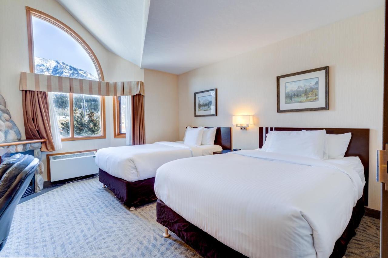 Chateau Hotel Canmore