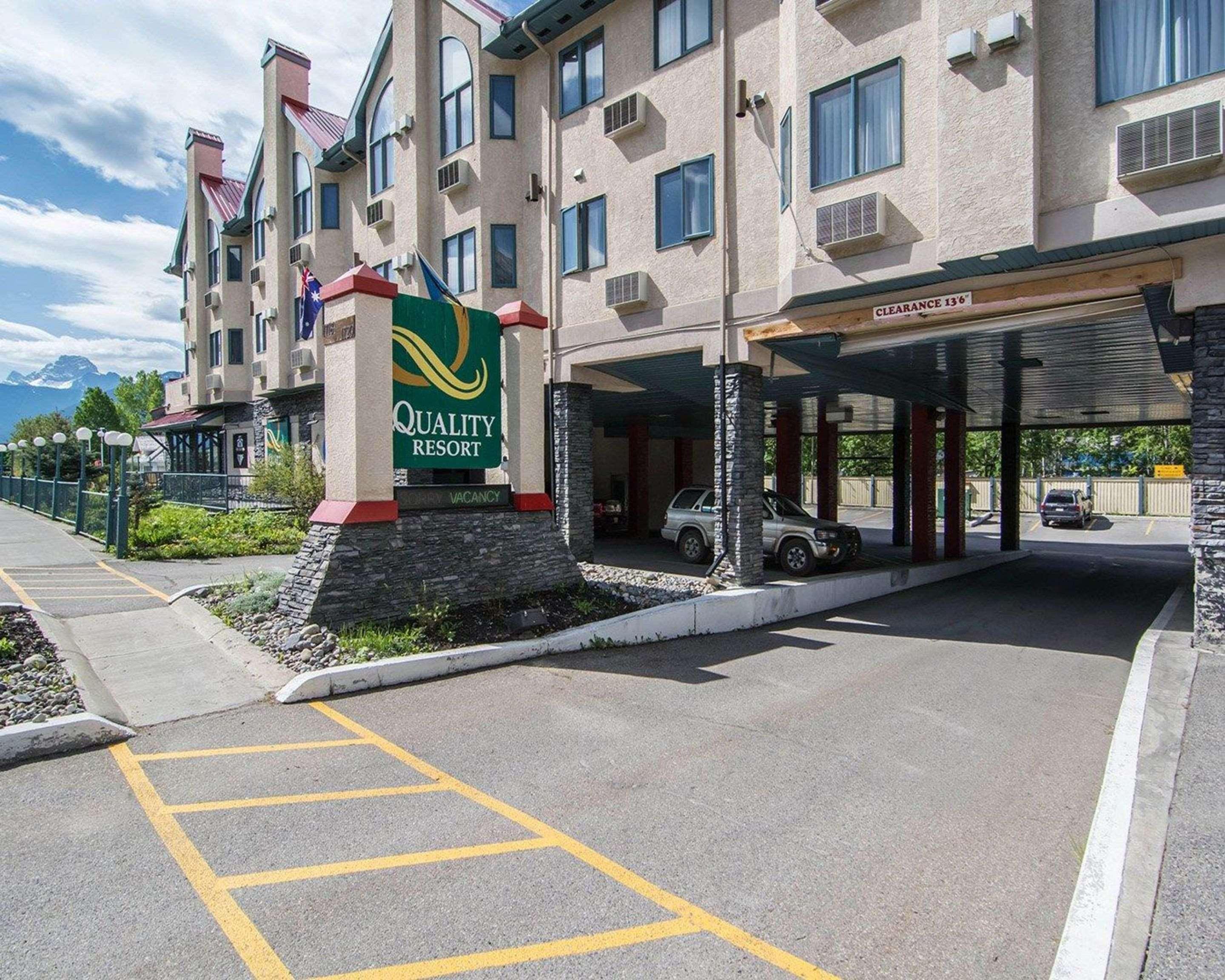 Chateau Hotel