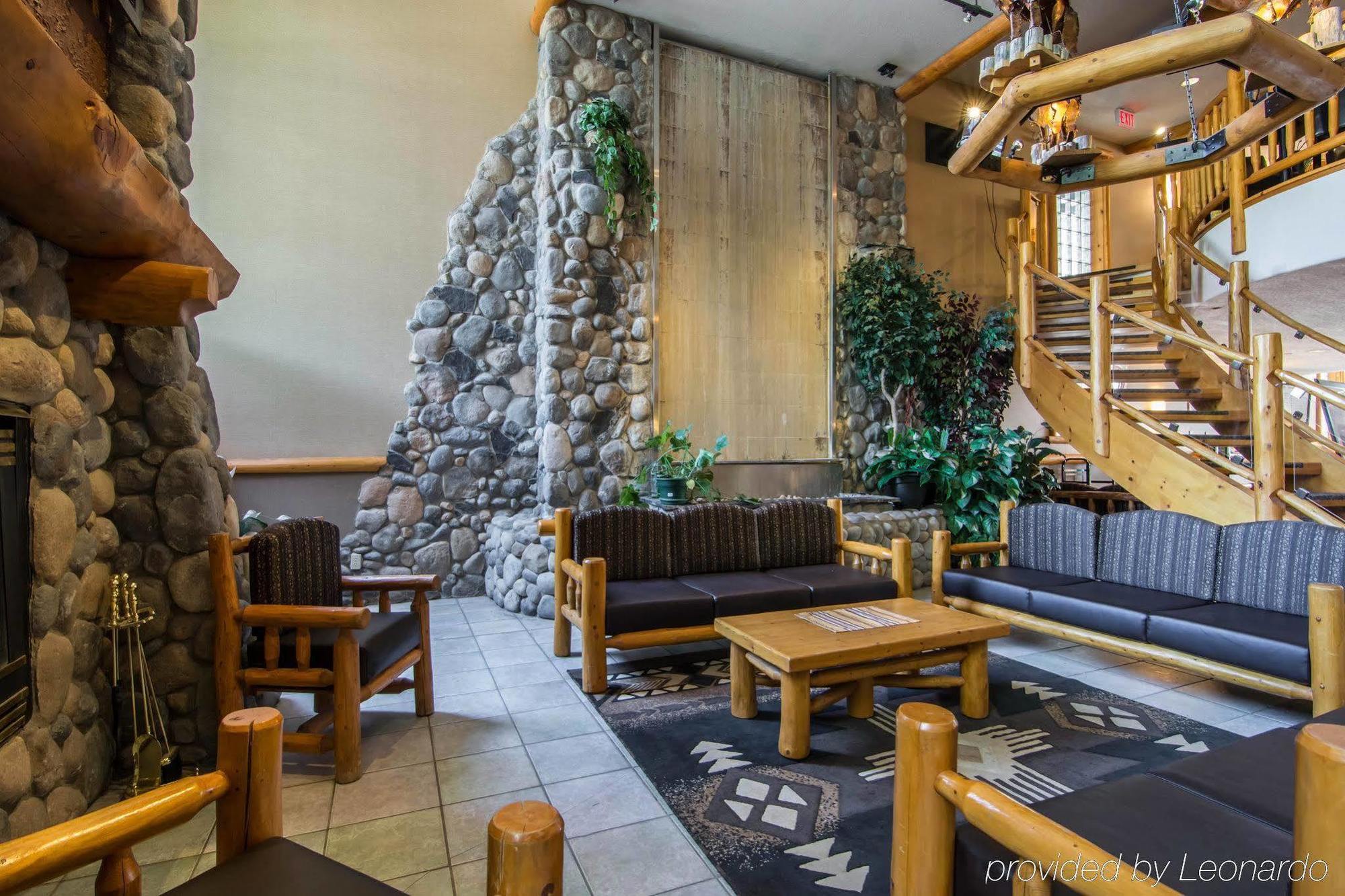 Chateau Hotel Canmore